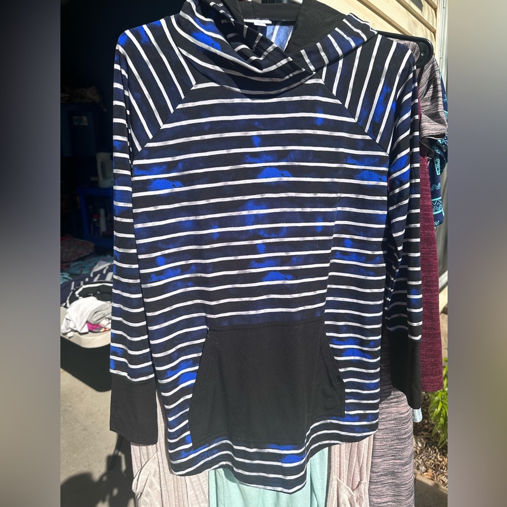 Lularoe Amber hoodie sz M